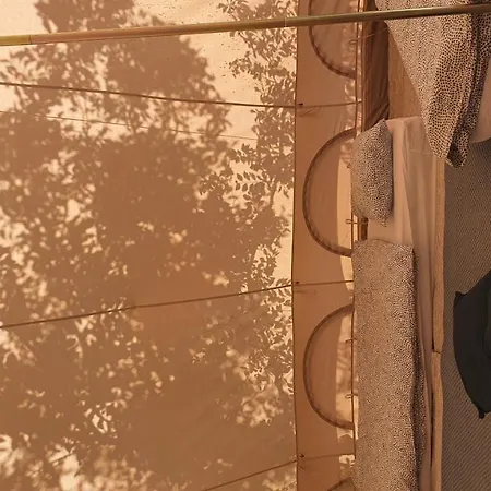 Zwei Zelte Mit Pool بيت للعطل Ražanac
